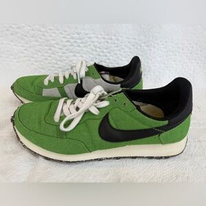 Nike Challenger OG DD1108300 Canvas Recycled Waffle Mean Green Mens Size 8